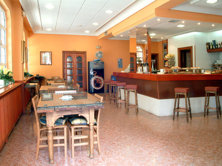 Hotel Don Rodrigo Palencia Bagian luar foto
