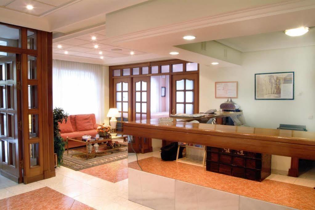 Hotel Don Rodrigo Palencia Bagian luar foto